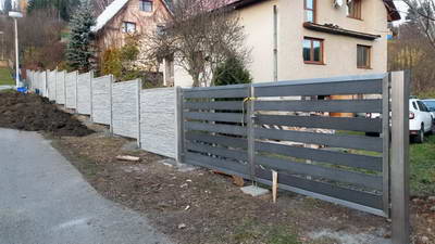 Betonový plot - přírodní šedá
